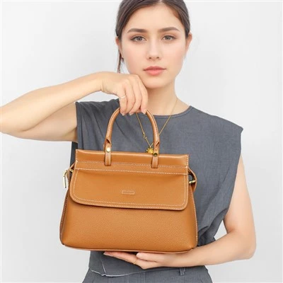 Sac fourre-tout en cuir marron personnalisé